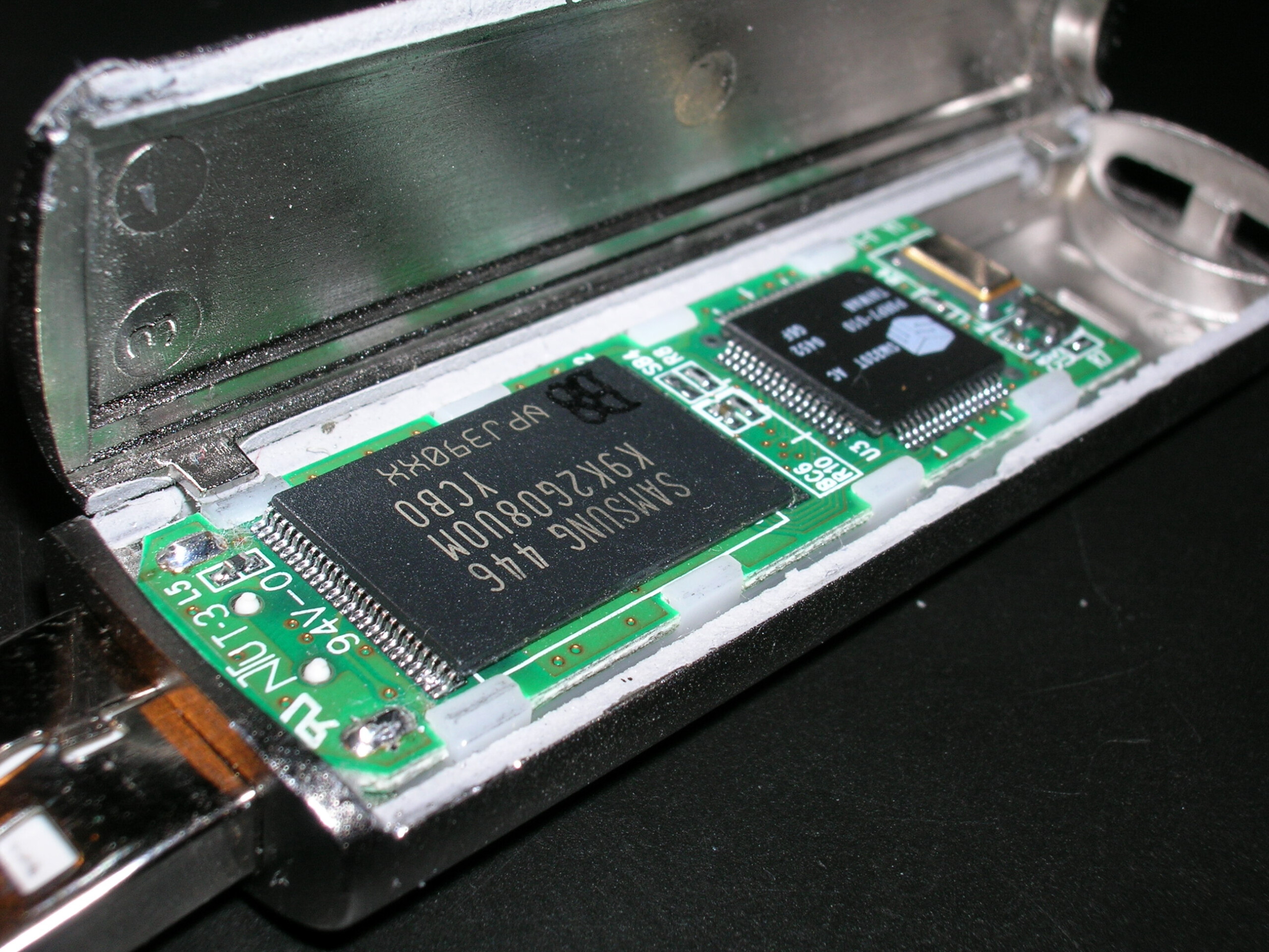 Flash Memory - Wikipedia